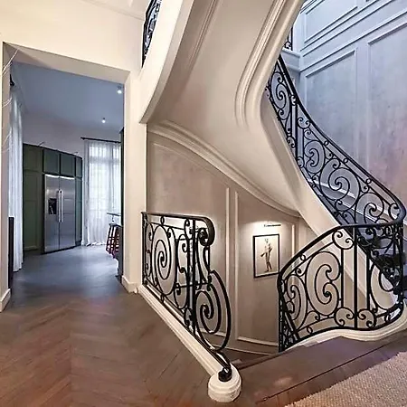 Luxury House Vip Service - Arc De Triomphe